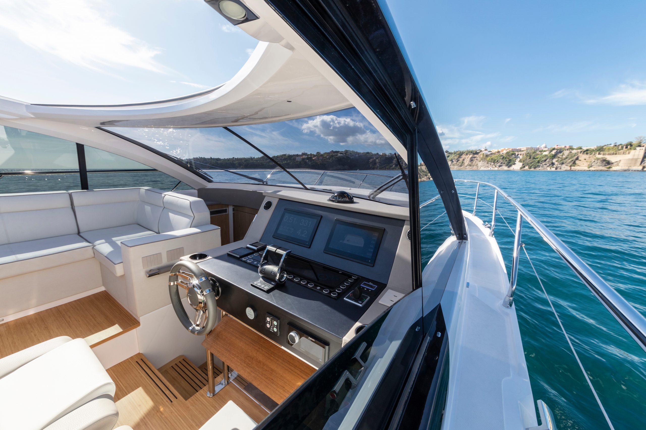 Smart Navigation System For Boats - Avnet Displays